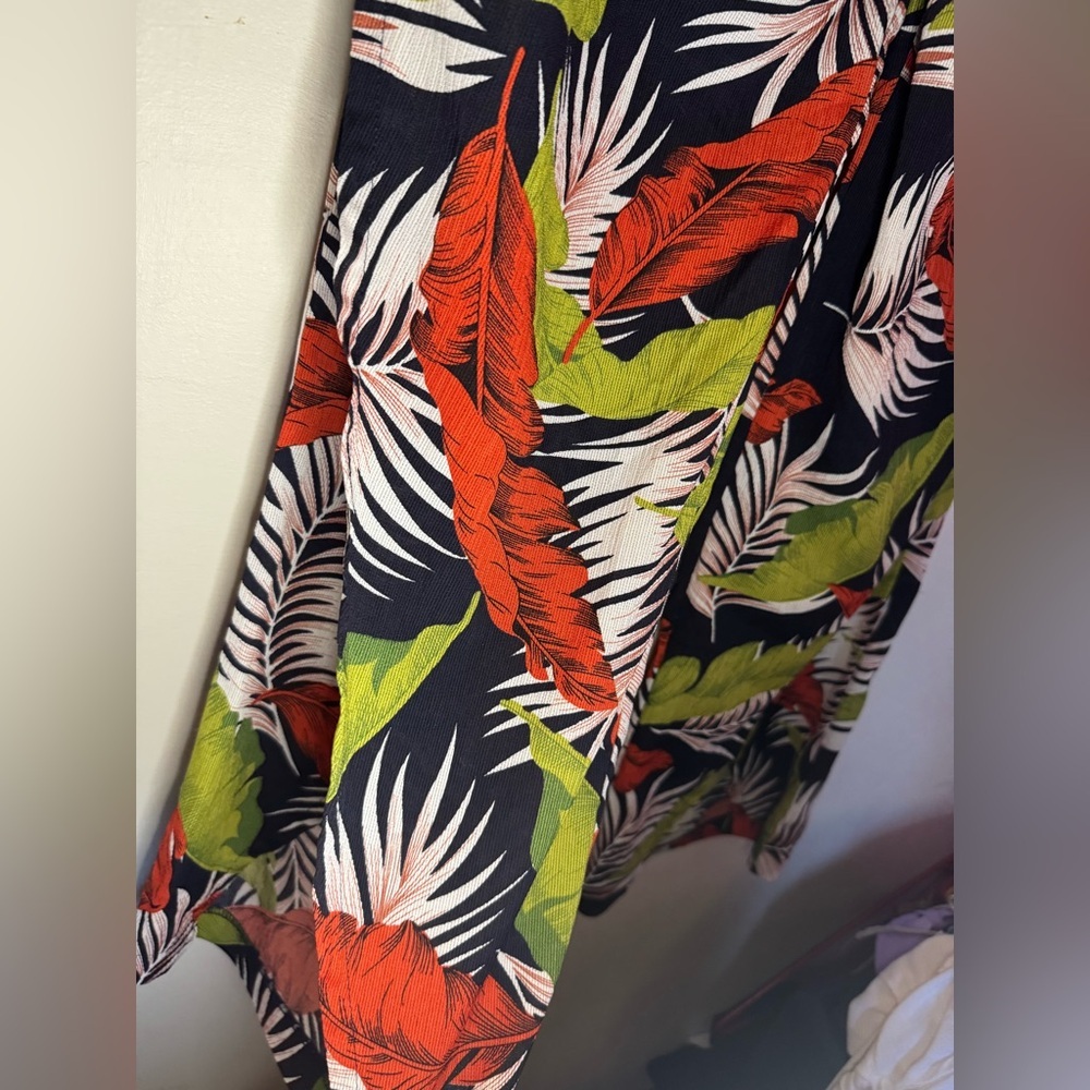 Large UMGEE Tropical Leaf Print Pants